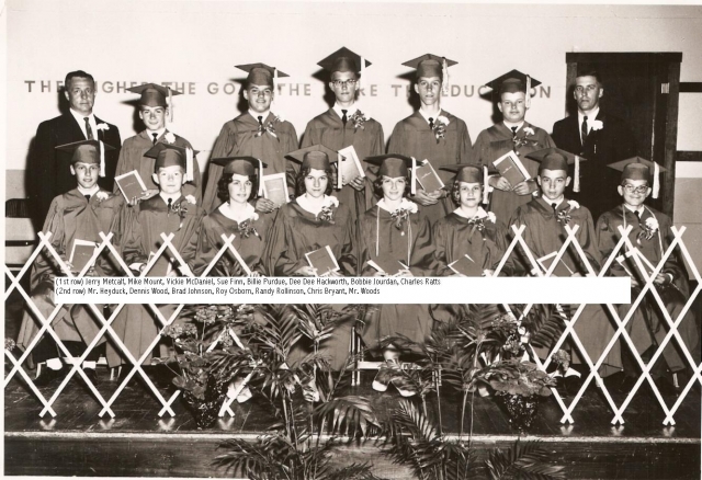 Kell School Graduation, Grade 8. 1st Row - Jerry Metcalf, Mike Mount, Vickie McDaniel, Sue Finn, Billie Purdue, Dee Dee Hackworth, Bobbie Jourdan, Charles Ratts. 
2nd Row - Mr. Heyduck, Dennis Wood, Brad Johnson, Roy Osborn, Randy Rollinson, Chris Bryant